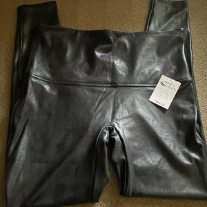 Faux Leather Spanx Leggings 1x